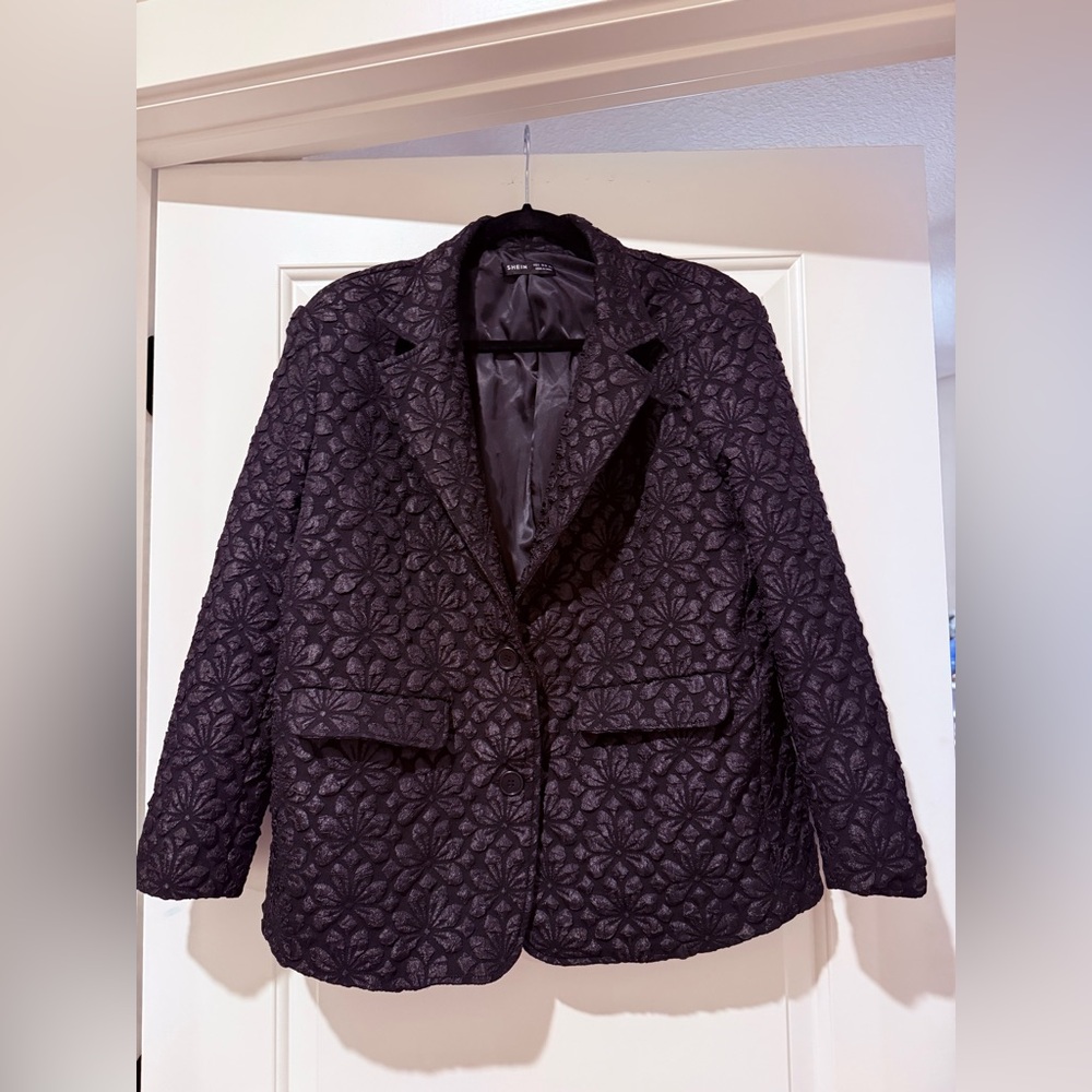 SHEIN Black Textured Floral Oversized Blazer, women’s small